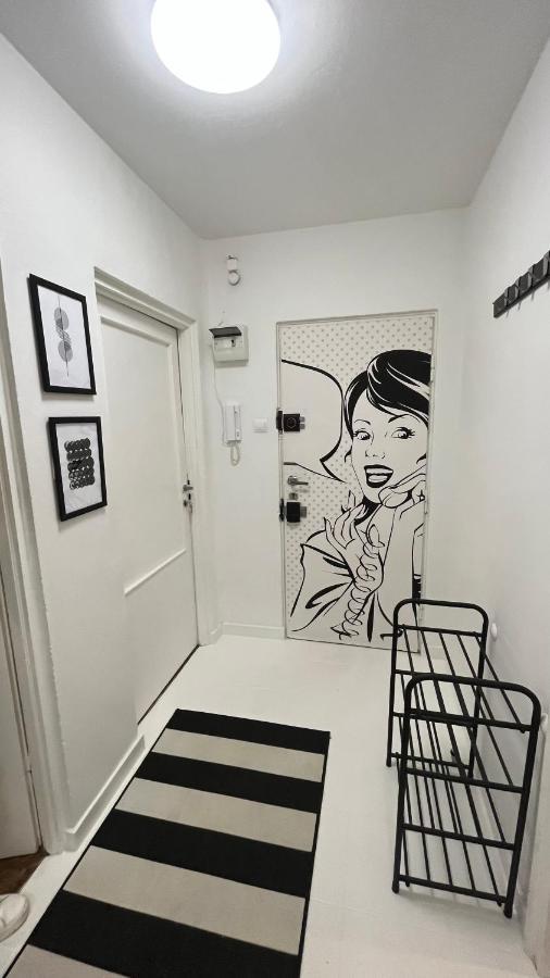 Warszawa Wola Pokoje Hostel Kültér fotó