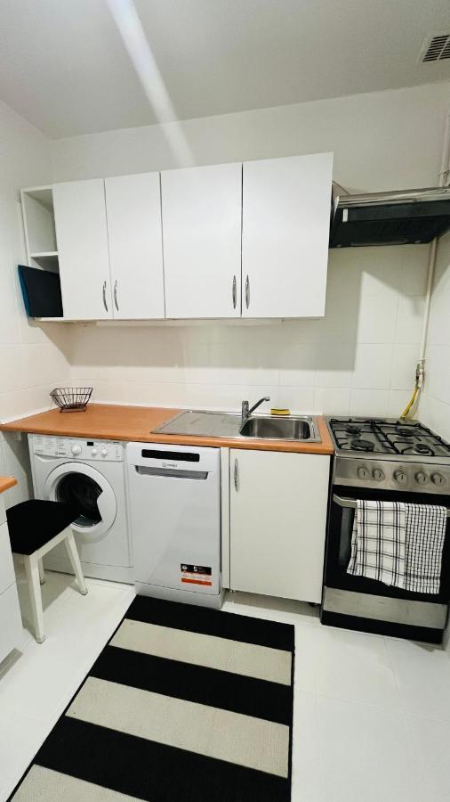 Warszawa Wola Pokoje Hostel Kültér fotó
