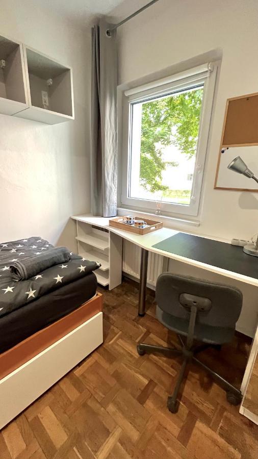 Warszawa Wola Pokoje Hostel Kültér fotó