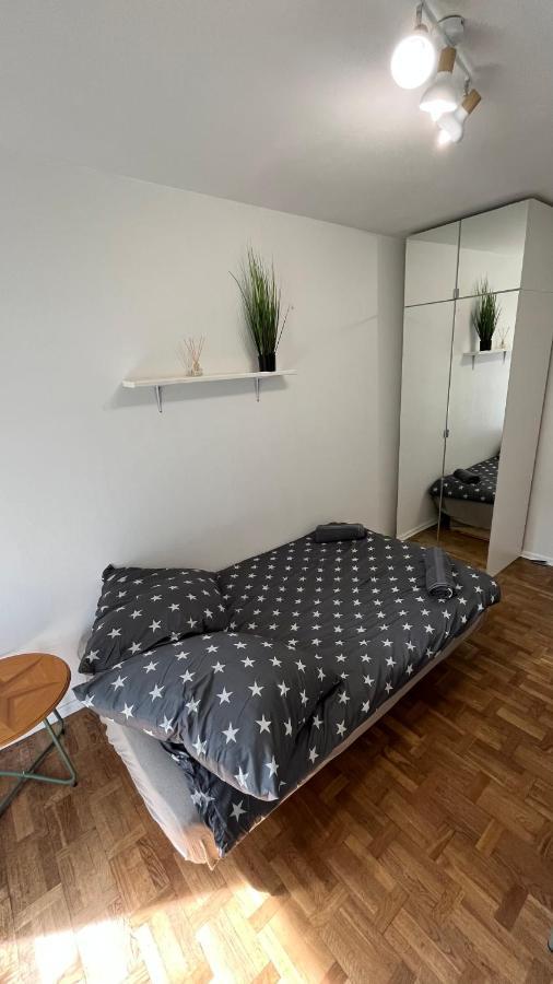 Warszawa Wola Pokoje Hostel Kültér fotó